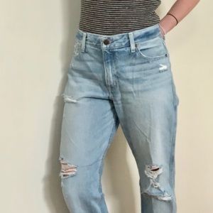 Abercrombie & Fitch Girlfriend Jean
